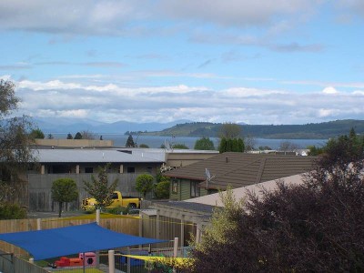 TAUPO CENTRAL Picture TAUPO CENTRAL Picture
