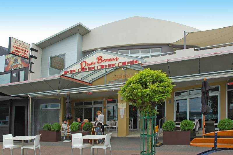 THE BEST BIG RESTAURANT/CAFE IN TOWN - LAKE TAUPO Picture 1