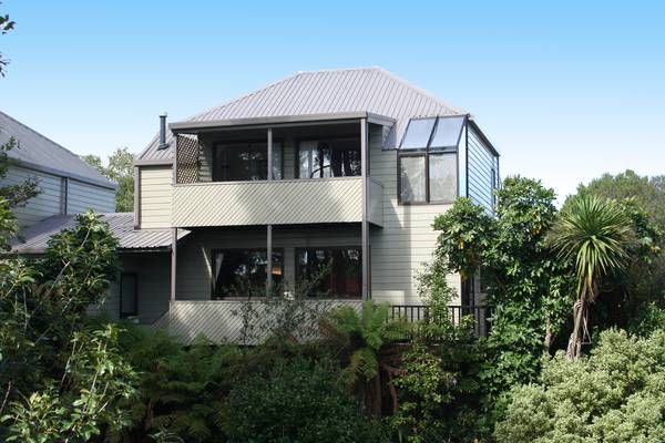 Taupo Central Picture 1