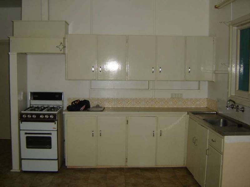 3 X 1 Wyndham Picture 3