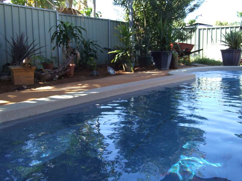 Solid Corporate Tenant! Picture 3