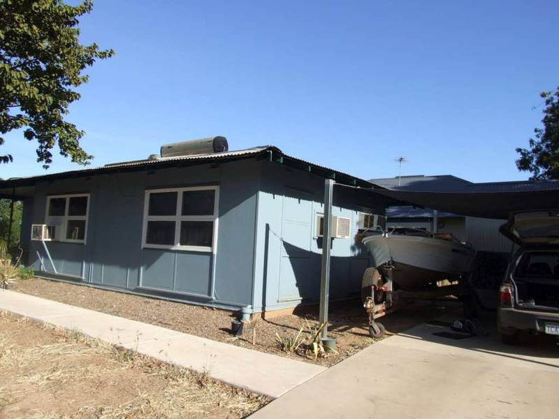 FIRST HOME BUYERS DELIGHT ! Picture 1