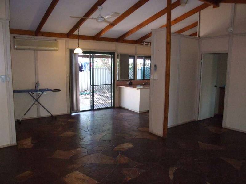 21 Grevillea Avenue Picture 3