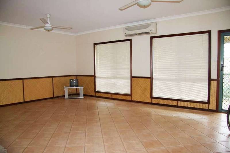 OPPORTUNITY KNOCKS Picture 2