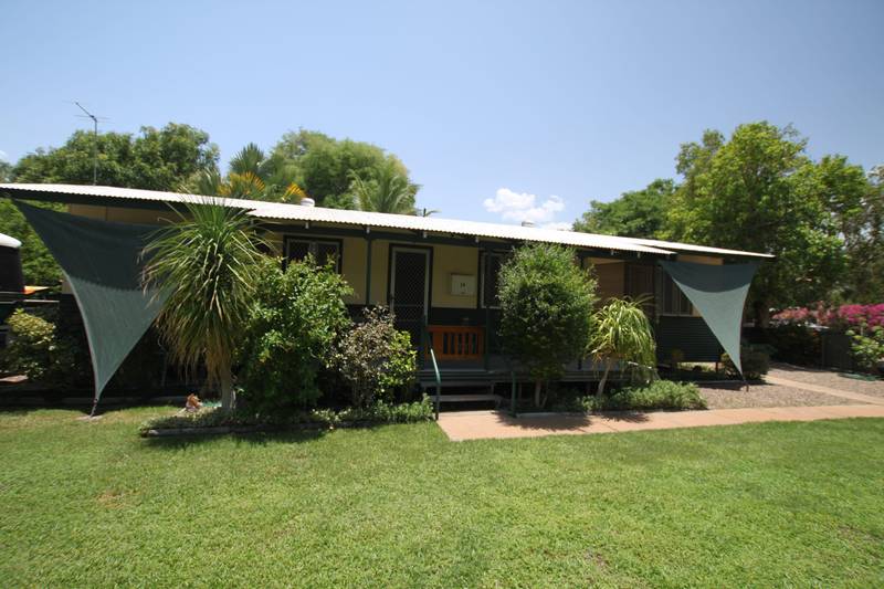 Views PLUS Space PLUS Style PLUS Value Picture 1