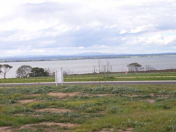 BUILD FOR THE VIEW Picture 1