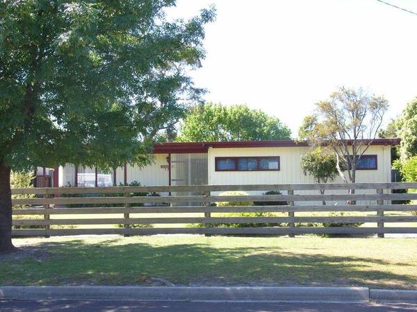 JUST MOVE IN Picture 1