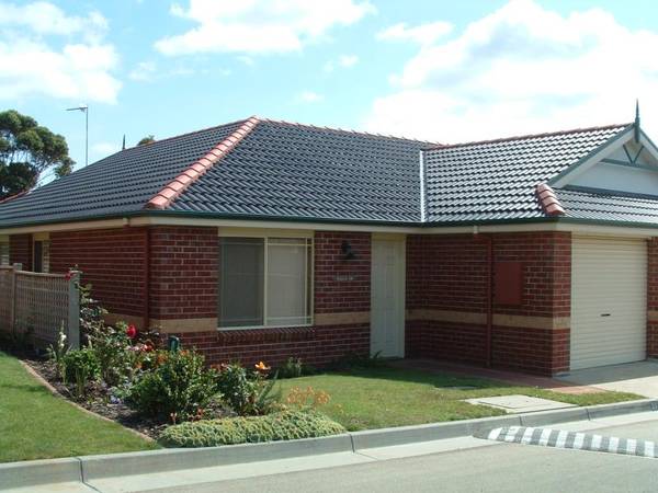 LIFESTYLE COMES FIRST Picture 1