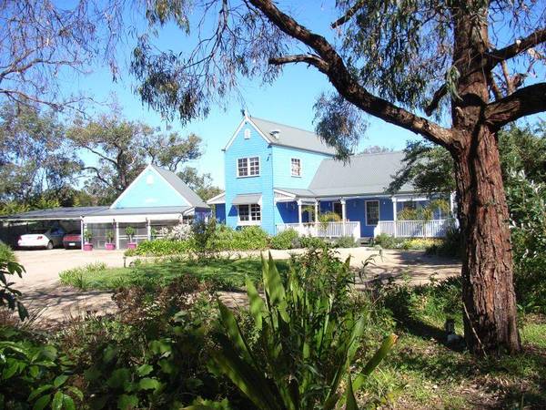 PEACE & TRANQUILLITY ON RAYMOND ISLAND Picture 1