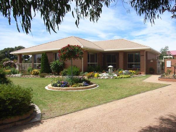 PICTURE PERFECT Picture 1