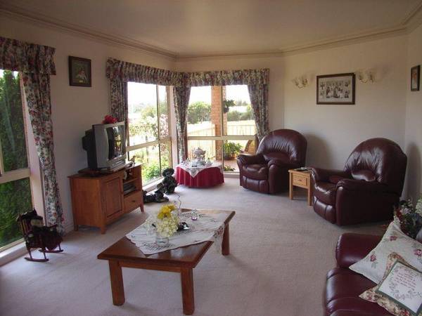 PICTURE PERFECT Picture 3