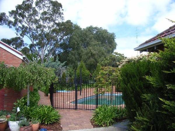 17 Bent Street Picture 2