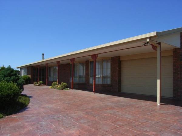 LIVE THE DREAM TODAY Picture 1