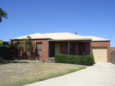 MODERN EXECUTIVE LIVING Picture