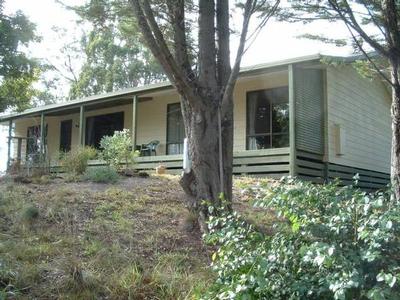 ORGANIC FARM & BUSINESS - "BURRINGBAR" SARSFIELD Picture