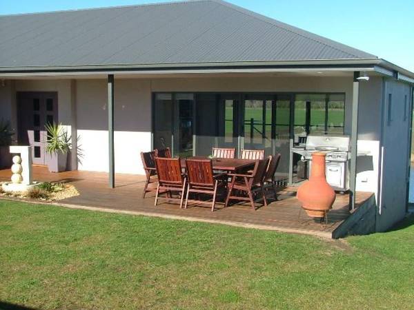 SIMPLY THE BEST Picture 3