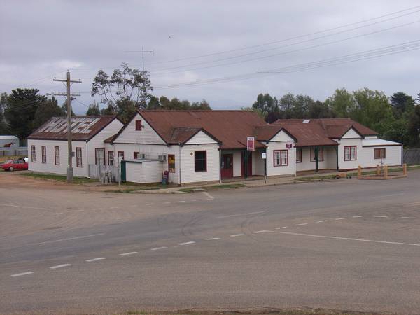 CLASSIC HIGH COUNTRY HOTEL Picture 1