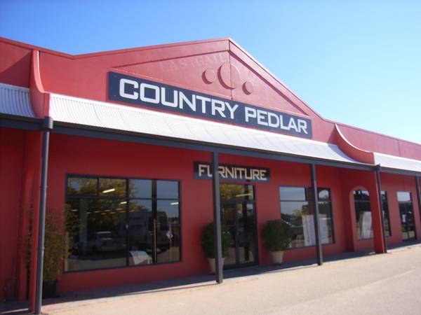 Country Pedlar Picture 1