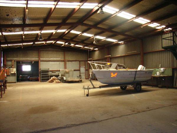 Industrial Shed - 375M2 Picture 3
