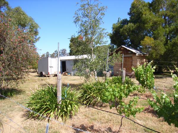 Rural Commercial Enterprise Opportunity - 14 acres (approx) 5.694HA Picture 2