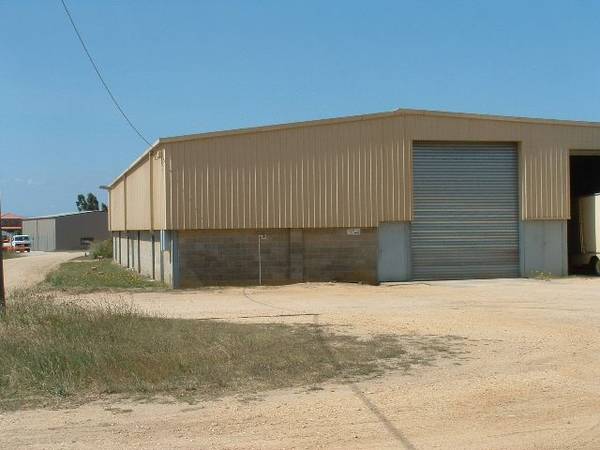 Warehouse with heaps of upgrades. Picture 3
