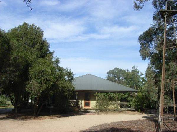 COUNTRY SERENITY Picture 1