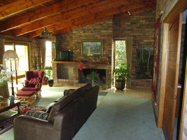 PICNIC POINT- 500M TO MITCHELL RIVER Picture 2