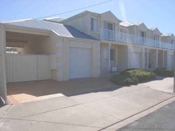 "Mariner's Place" On The Esplanade Picture 2