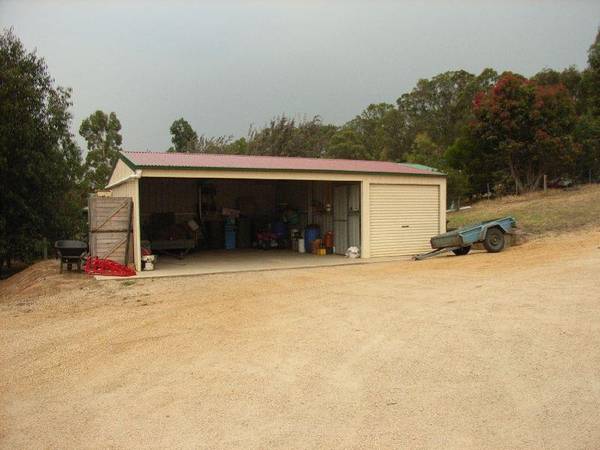 3 ACRE FARMLET NICHOLSON Picture 3