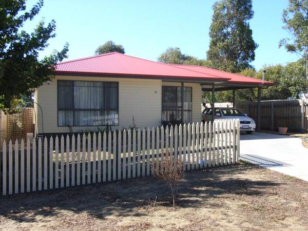 EDGE OF TOWN Picture 1