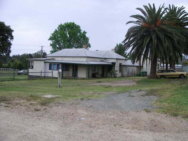 HUGE BLOCK/GREAT VIEWS Picture 1