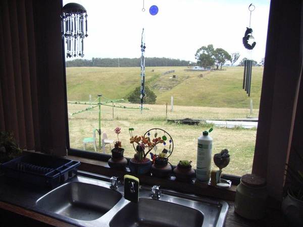 LOVELY FARMLET CLOSE TO ALL SERVICES Picture 3