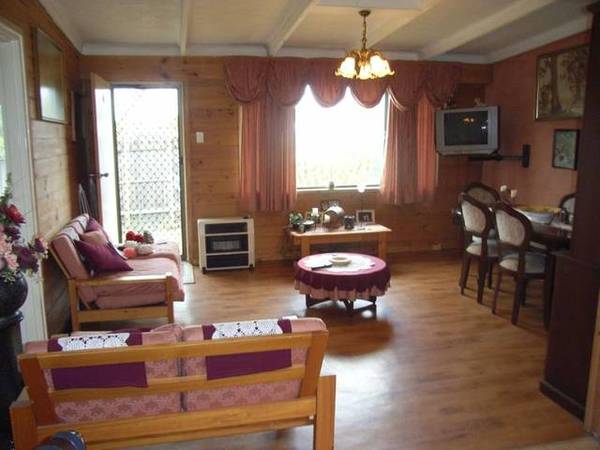 MARLO-UNIT ON MARINE PARADE Picture 2