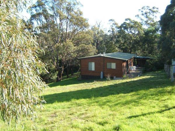 A RUSTIC RETREAT - REDUCED TO SELL!!! Picture 2