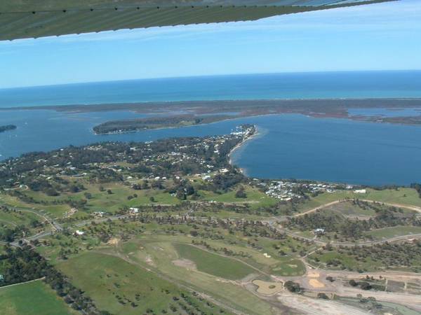 KINGS COVE METUNG Picture 2