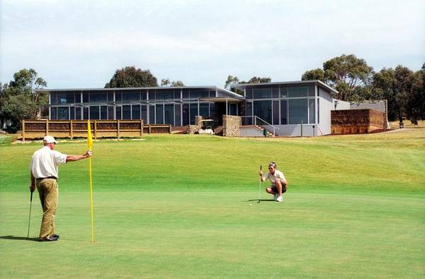 KINGS COVE METUNG Picture 1