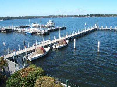 PRIME WATERFRONT VILLA WITH BOAT BERTH Picture