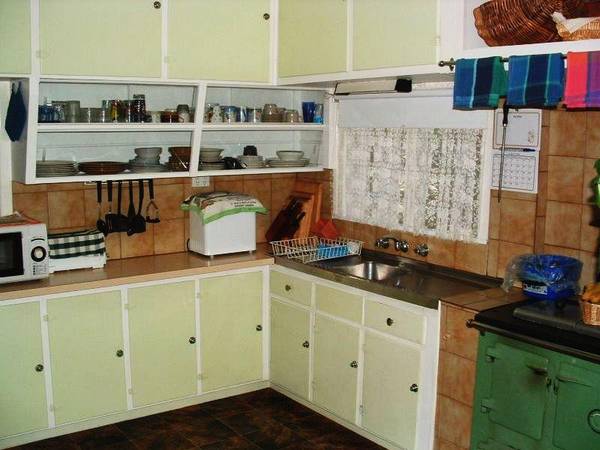 SURROUNDED BY COUNTRYSIDE Picture 3