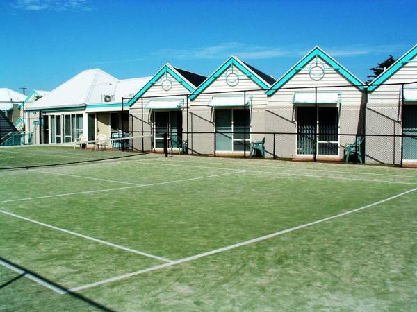 UNIT 35 - THE MOORINGS AT METUNG Picture 1