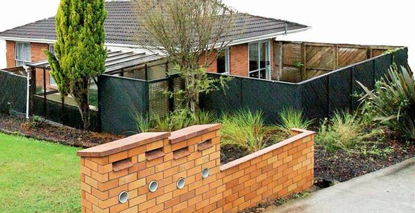 Private Sale - What a Gem! Picture 3