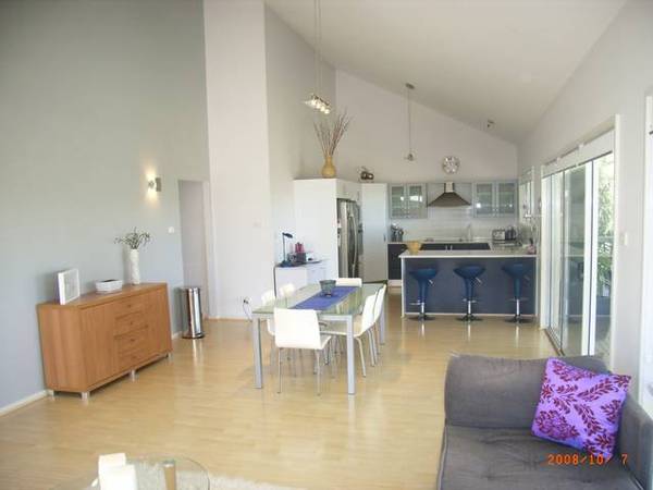 TANILBA BAY- You Can Afford Your Dream Home Picture 2