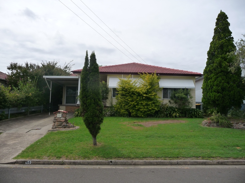 Another One SOLD by Colin Chapman Real Estate
-
5 Bedrooms = University Accommodation!! Picture 1