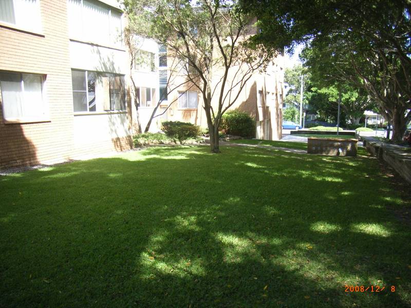 SPACE AND PRIVACY ON TOP FLOOR. Picture