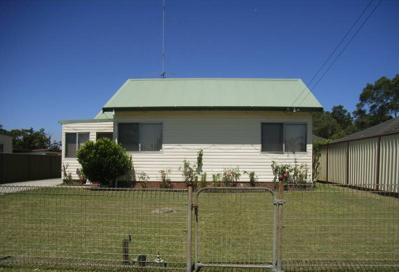 UNI ON YOUR DOORSTEP Picture 1