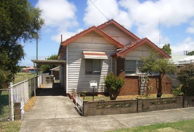 Another one SOLD by Colin Chapman Real Estate
-
LARGE FLAT BLOCK Picture