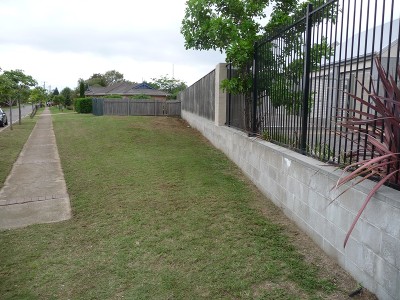 LEVEL BLOCK NEAR WATERFRONT Picture LEVEL BLOCK NEAR WATERFRONT Picture