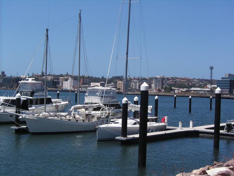 LEVEL BLOCK NEAR WATERFRONT Picture 2