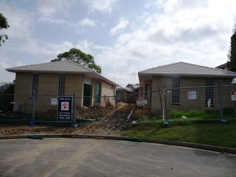 BRAND NEW VILLAS Picture 1