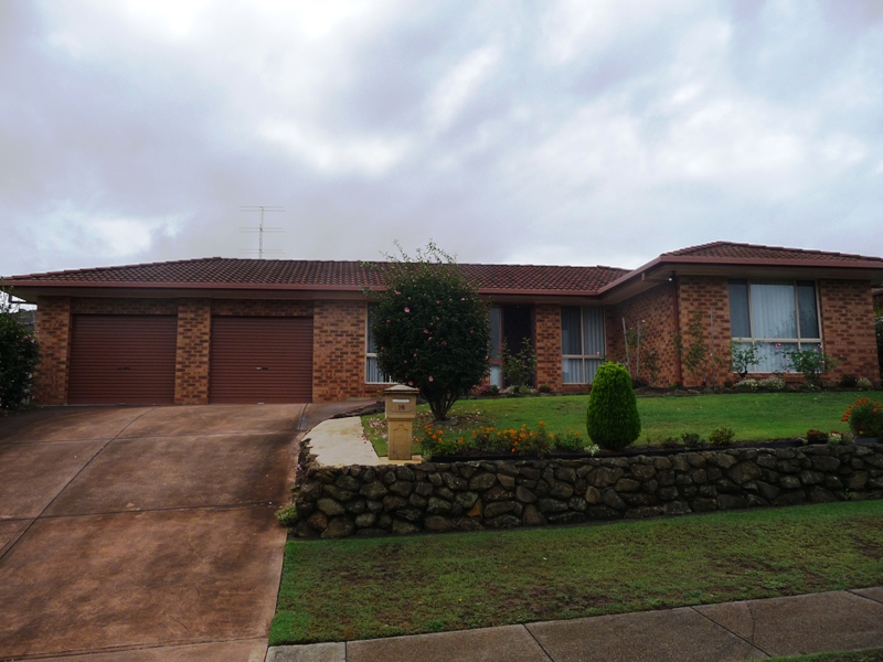 STARTING OUT OR DOWNSIZING Picture 2