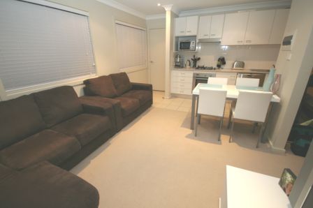 $301 per week RETURN!! Picture 3